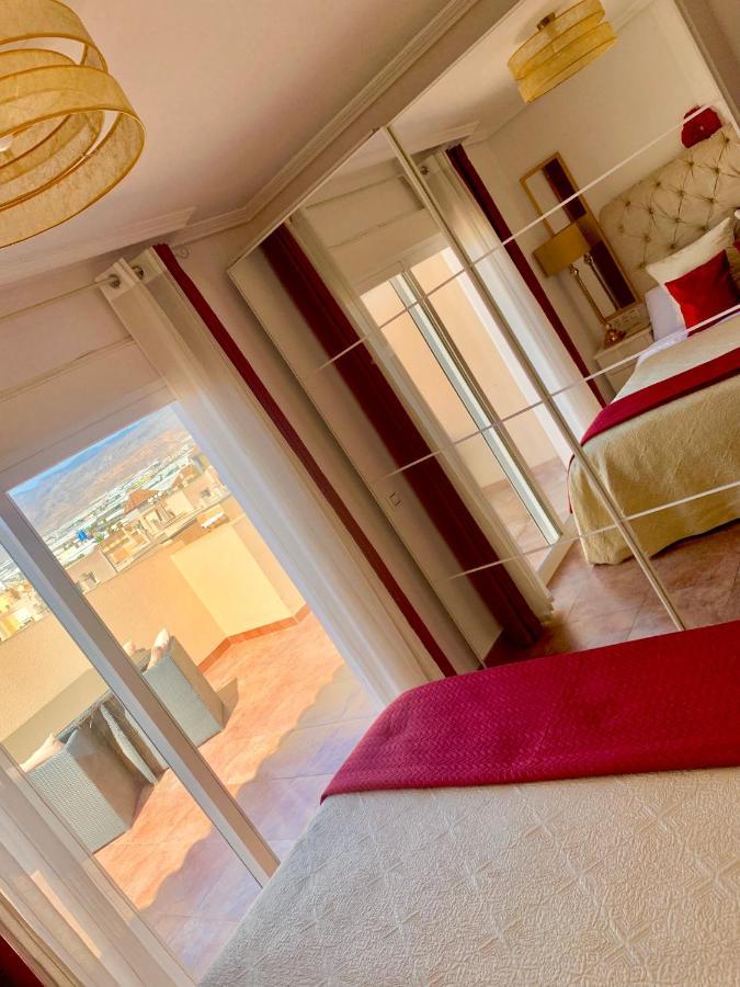 Atico Deluxe Entre Centro Y Playa Salinas Con Terraza, Wifi, Piscina Climatizada, Gym, Sauna Y Garaje -Smart Tv Roquetas de Mar Buitenkant foto
