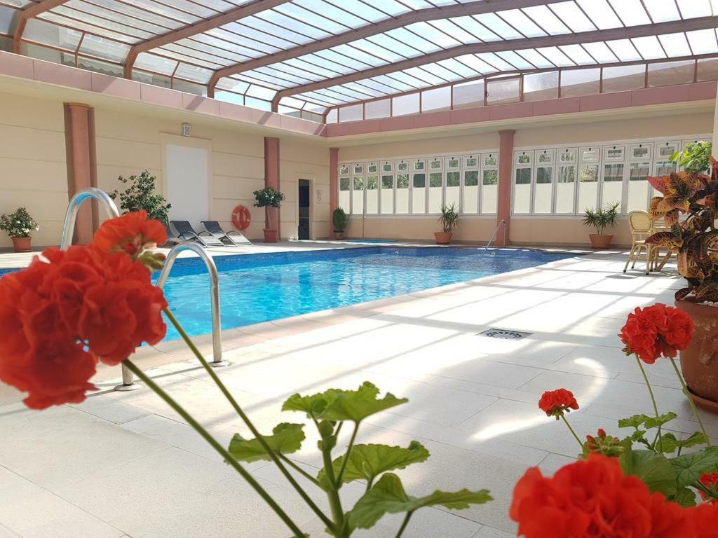 Atico Deluxe Entre Centro Y Playa Salinas Con Terraza, Wifi, Piscina Climatizada, Gym, Sauna Y Garaje -Smart Tv Roquetas de Mar Buitenkant foto